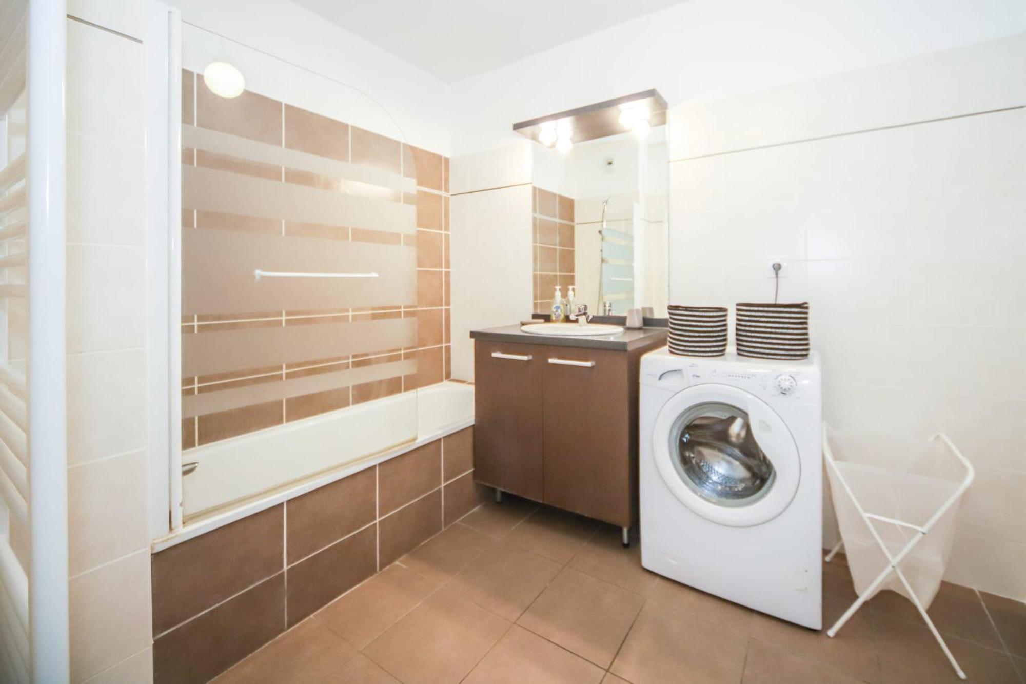 T2 Florescence Proche Montpellier Parking Apartment *